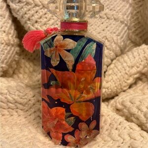 Victoria’s Secret Very Sexy Now perfume